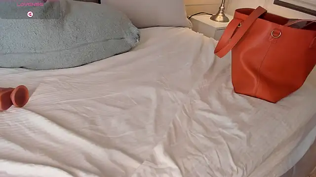 Crystal_Rose__ élő XXX-chatje