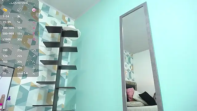 Онлайн чат XXX LORENADAVIES