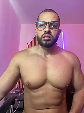 magnumchris Adlı Modelin Canlı XXX Sohbeti