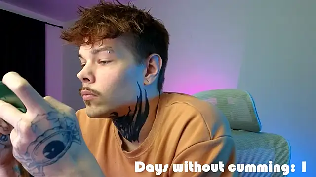 DENIS_HERE 在線直播表演