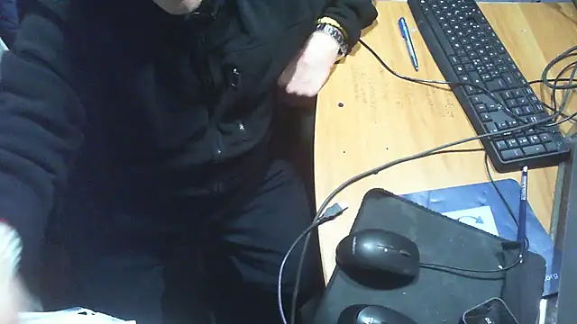 Pokazy przed kamerką – nonnomaturobisex