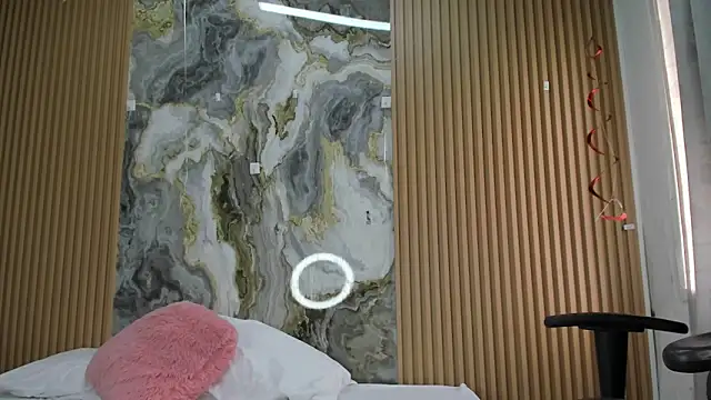 Lili_16 Chat XXX live