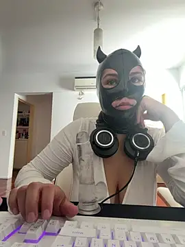 lunamielcita@xh: απευθείας συνομιλία ΧΧΧ