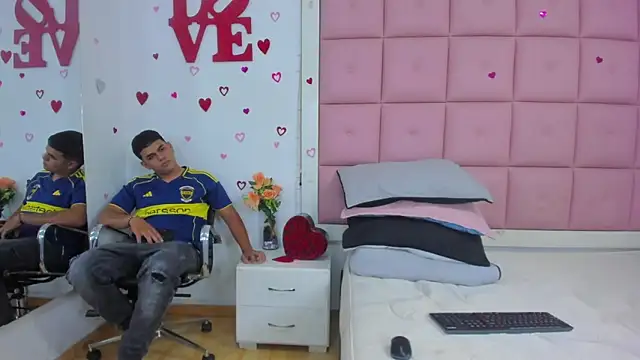 Aliss_Aron – Live XXX-chat