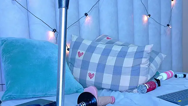 Miia_Anderson élő XXX-chatje