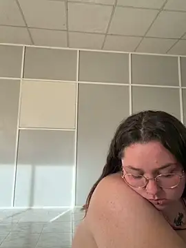 _maracr19_ Adlı Modelin Canlı XXX Sohbeti