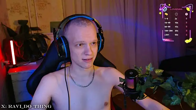 ravi_olle webkamerás műsora