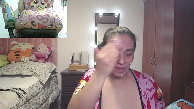 zoe_hotxxx – Live XXX-chat