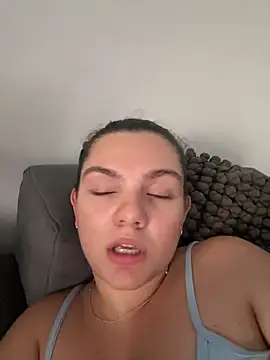 XXX chat uživo modela Eva_stark10