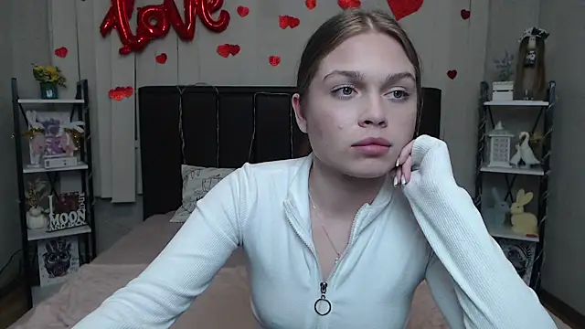 LaraPika: απευθείας συνομιλία ΧΧΧ