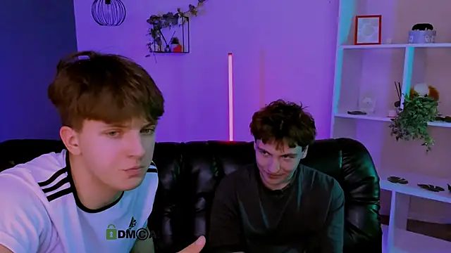 travis_wolf_ লাইভ XXX চ্যাট