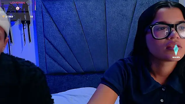 DamianandEvaのライブXXXチャット