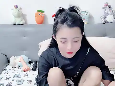 XXX chat uživo modela ShynBarbie94