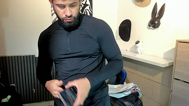 Chat +18 de BENEDIICK ao vivo