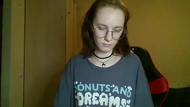 XXX chat uživo modela Andrina_Drew