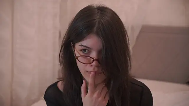 ella3lla Webcam Show