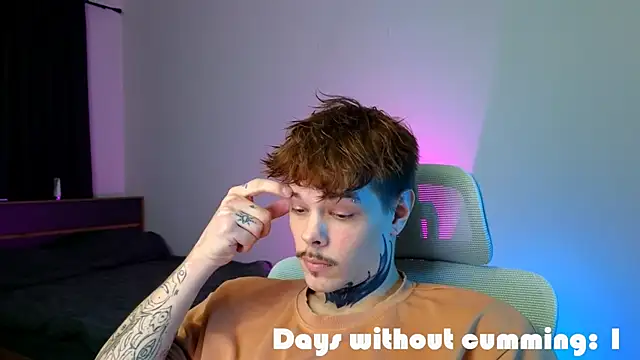 DENIS_HERE's Webcam Show