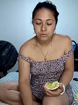 LisbethMoore_: απευθείας συνομιλία ΧΧΧ