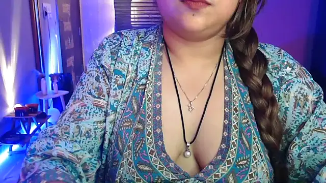 Mitikaa 라이브 XXX 채팅