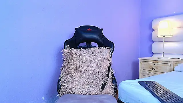 Lean_Portman: διαδικτυακό σόου στην κάμερα