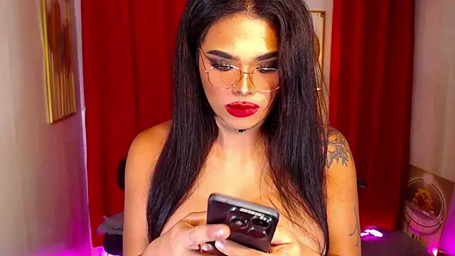 Chat +18 de Tasha_Goddess ao vivo