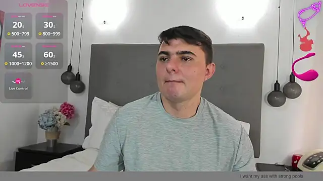 AndrethMuller's Live XXX Chat