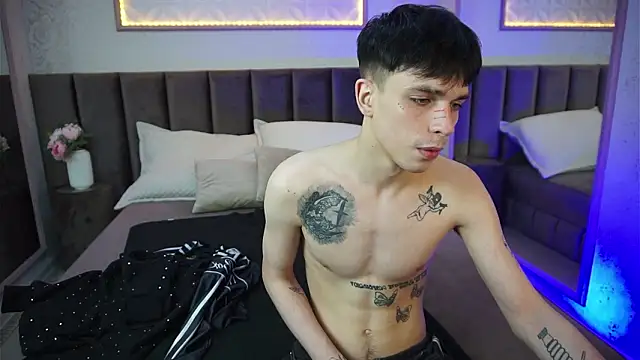 ClarkBev Live XXX Chat