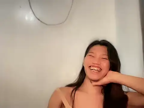 Chat +18 de Yourgoddess_jayve ao vivo