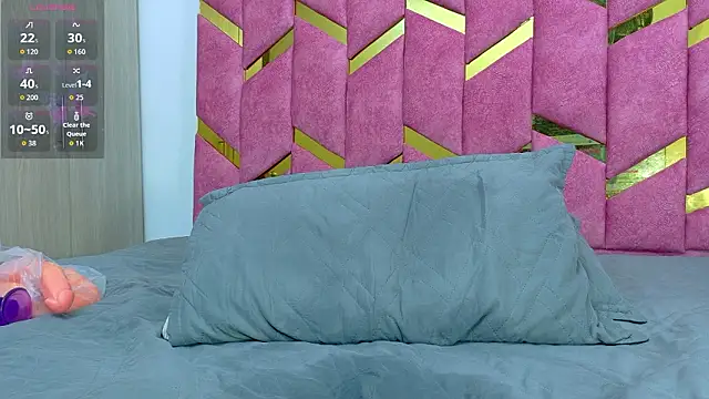 hornyhousekeeper_ Live XXX-Chat