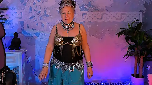 LilaMaharani's Live XXX Chat