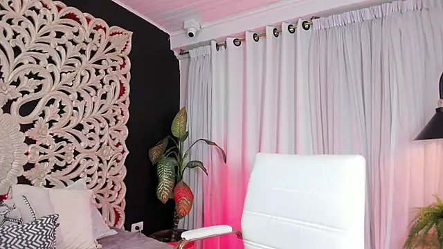 Anseru_ Chat XXX in diretta