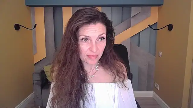 EllaLong live XXX chat