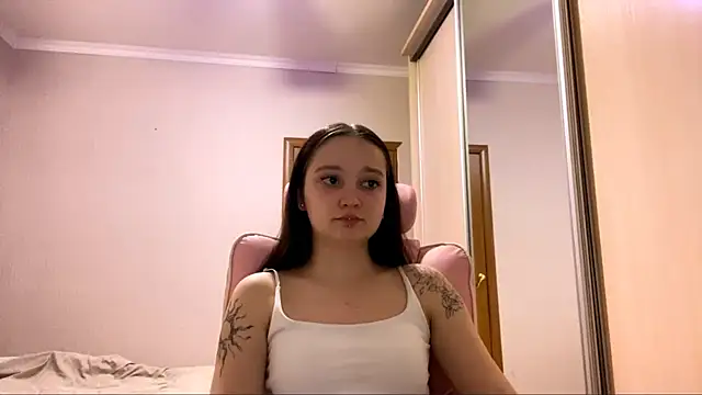 TrulaPhay live XXX chat