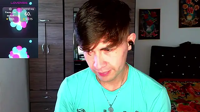 Chat +18 de samael1107 ao vivo