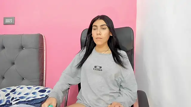 ariloe_quintero's Live XXX Chat