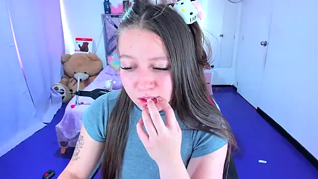 Онлайн чат XXX Luna_Analya