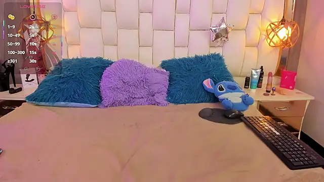 Foxxy_Doll Live XXX-Chat