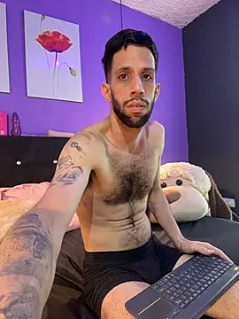 Karim_mansur Chat XXX in diretta