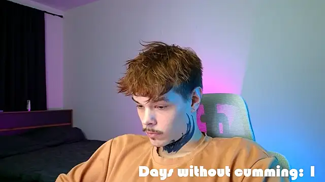 DENIS_HERE Live XXX-Chat