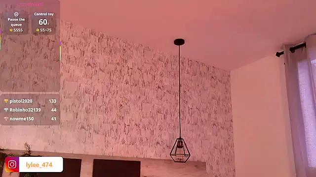 แชท XXX สดของ Celine_Lee