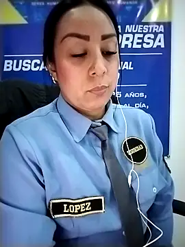 CRISTAL__11 Live XXX-Chat