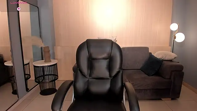 NatalieLewis Chat XXX live