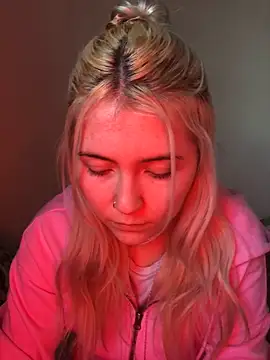 Blondie_Sofia_Essexbabe 라이브 XXX 채팅