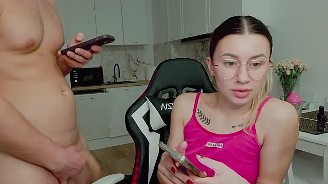 XXX chat uživo modela reallove_x