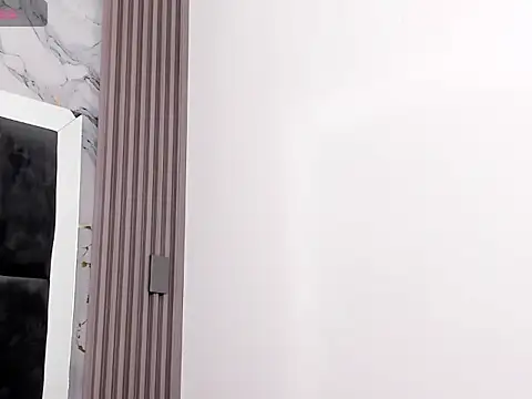 light_eyes_: διαδικτυακό σόου στην κάμερα