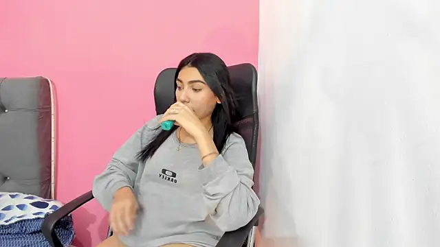 ariloe_quintero Live XXX-chat