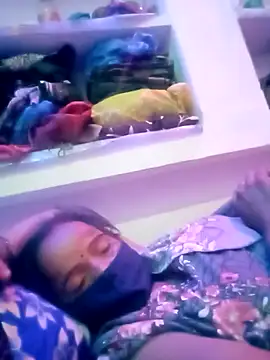 kiiuu_sexe's Webcam Show