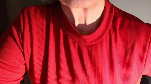 ina_tits: απευθείας συνομιλία ΧΧΧ