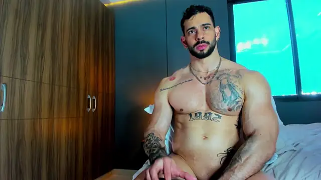 massimo_visconti live XXX chat