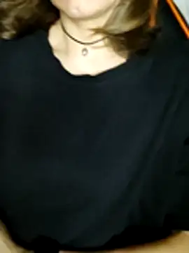 AashikalaaのライブXXXチャット